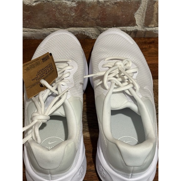 NEW Nike Revolution 7 Women's Running Shoes, Size 9.5 White/White (FB2208-100) - Picture 5 of 8